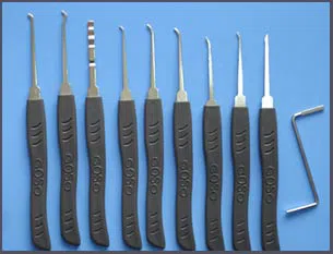 Lake Worth Expert Locksmith Lake Worth, FL 561-692-4272 - 11-car-lock-pick