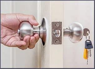 Lake Worth Expert Locksmith Lake Worth, FL 561-692-4272 - 8-commercial-lock-out